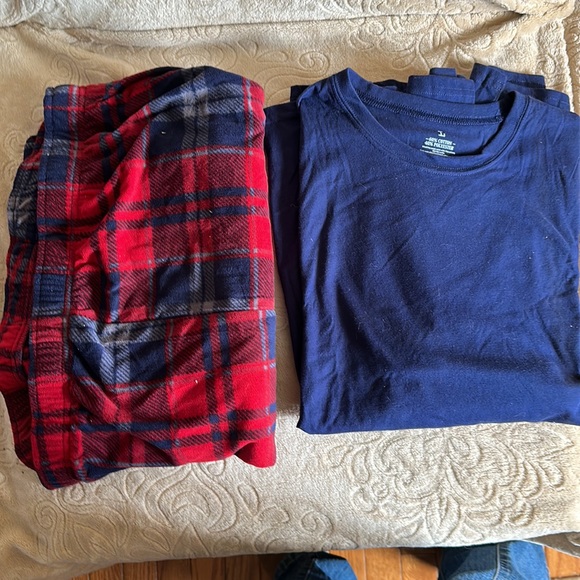 NWT 2-Piece Pajama Set Long Sleeved T-shirt & Microfleece pants SZ L Unisex - Picture 11 of 12